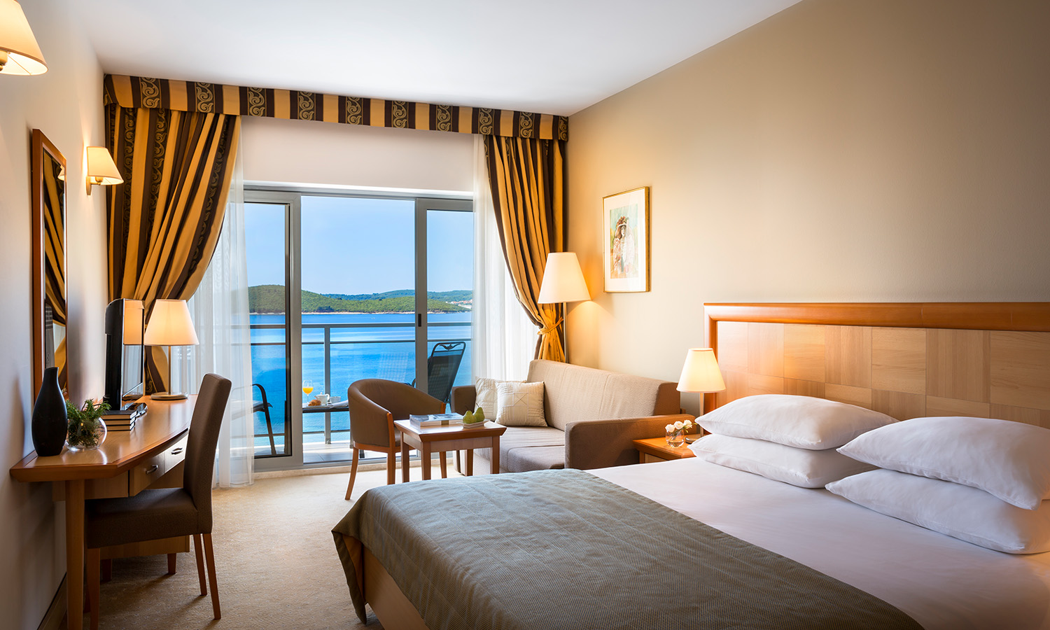 Azur hotel. Aminess Grand Azur Hotel. Отель Гранд Хорватия. TUI Blue Grand Azur. Pelaton Resort Hotel 4* Хорватия.